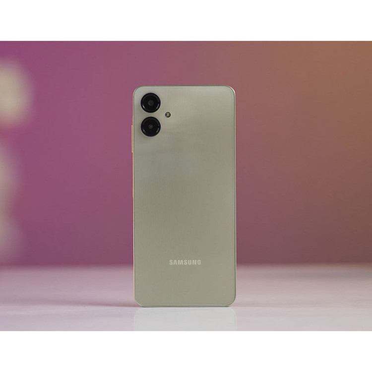 گوشی موبایل سامسونگ مدل Galaxy A06 دو سیم کارت ظرفیت 128 گیگابایت و رم 4 گیگابایت پک چین 4g